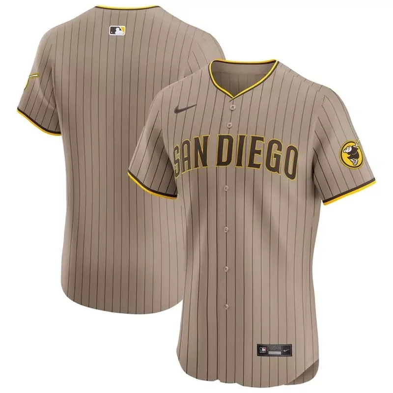 Trevor Hoffman San Diego Padres Home Cooperstown Collection Player Jersey White - Image 3
